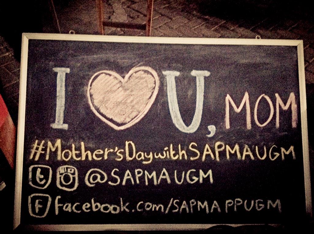 Acara untuk memperingati Hari Ibu telah sukses. Terima kasih untuk panitia dan teman2 yg meramaikan acaranya.