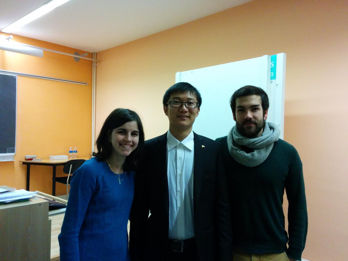 seloxcat's tweet photo. HaiJie Liu Thesis Defense! #1 pre-defense with @RosaM_GG and @piltrafeta100 http://t.co/EIncV4cZP0