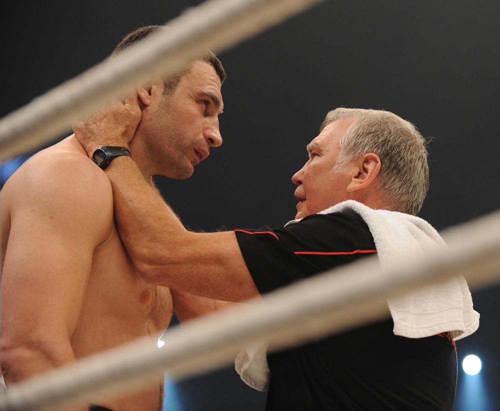 mopo_sport's tweet photo. Traurige Nachricht: Hamburger Trainer-Legende und Ex-Klitschko-Coach Fritz Sdunek ist heute Morgen gestorben. http://t.co/RceKkdabQV