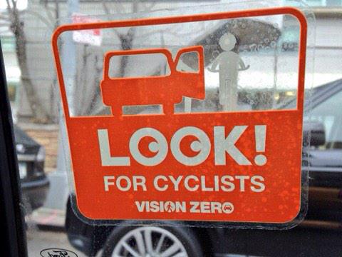 BikeFinderTO's tweet photo. Thanks for the info @VisionZeroNYC! Lets do this in TO @BikingToronto @TO_Cycling @bikeshareTO  @CycleToronto #bikeTO http://t.co/yKgGDqCdOb