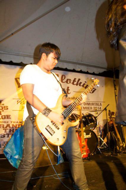 RT "@LoftyStore_Aceh: Abang Angker dari <a href="/twommetal/">The Witch of Majesty</a> ,Mameh !!! "