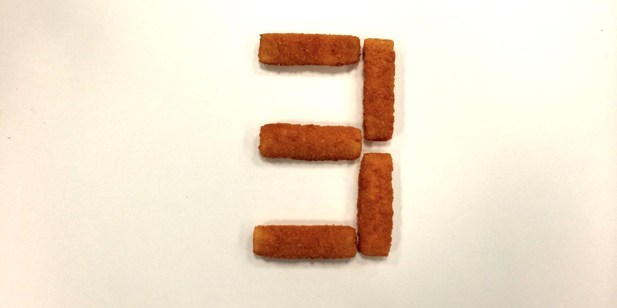 Sleeps is the official unit of time for counting down to Xmas. Only 3 of the kippers left to go. #MontyThePenguin