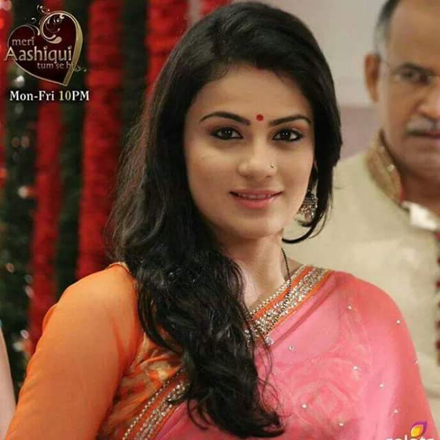 fc_radhikamadan's tweet photo. Gorgues Radhika Madan http://t.co/lioib8pppd
