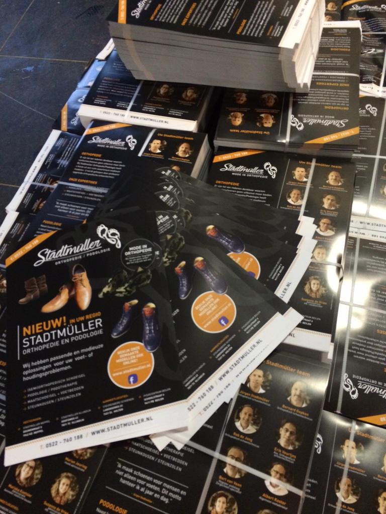 flyersnel's tweet photo. En daar gaat weer een pallet vol huis-aan-huis flyers de deur uit! http://t.co/0X9DvOiiSV