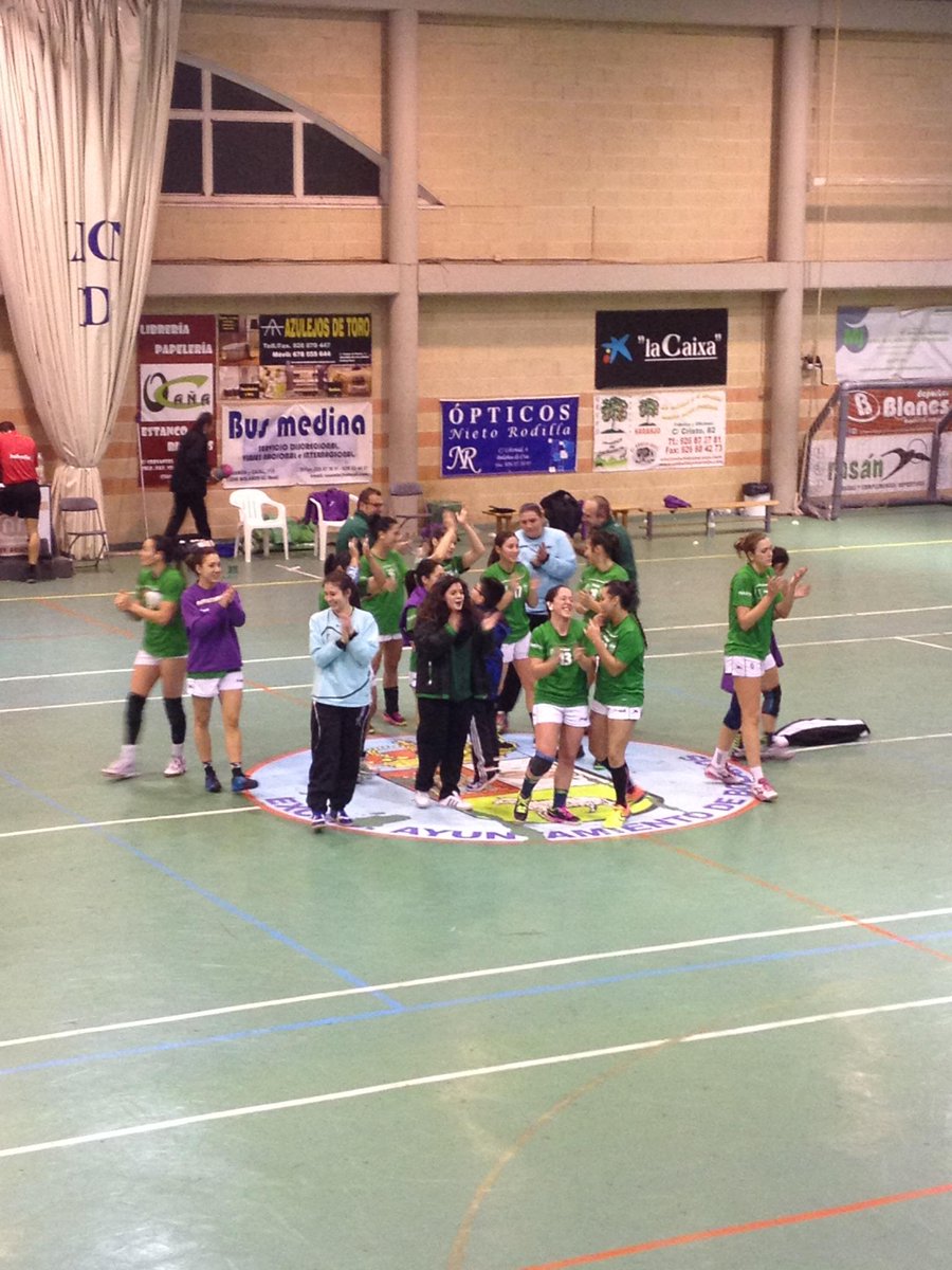 CBMB_Official's tweet photo. Resumen de la J10 de DHP @RFEBalonmano BM Bolaños Senior Femenino-Universidad de Granada http://t.co/f6sQTXkoEX #CBMB http://t.co/boKX7K8YxP