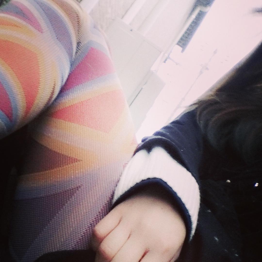 mochimochi_difk's tweet photo. 今日のタイツはvivienneでしたん http://t.co/XE3ovstWQI