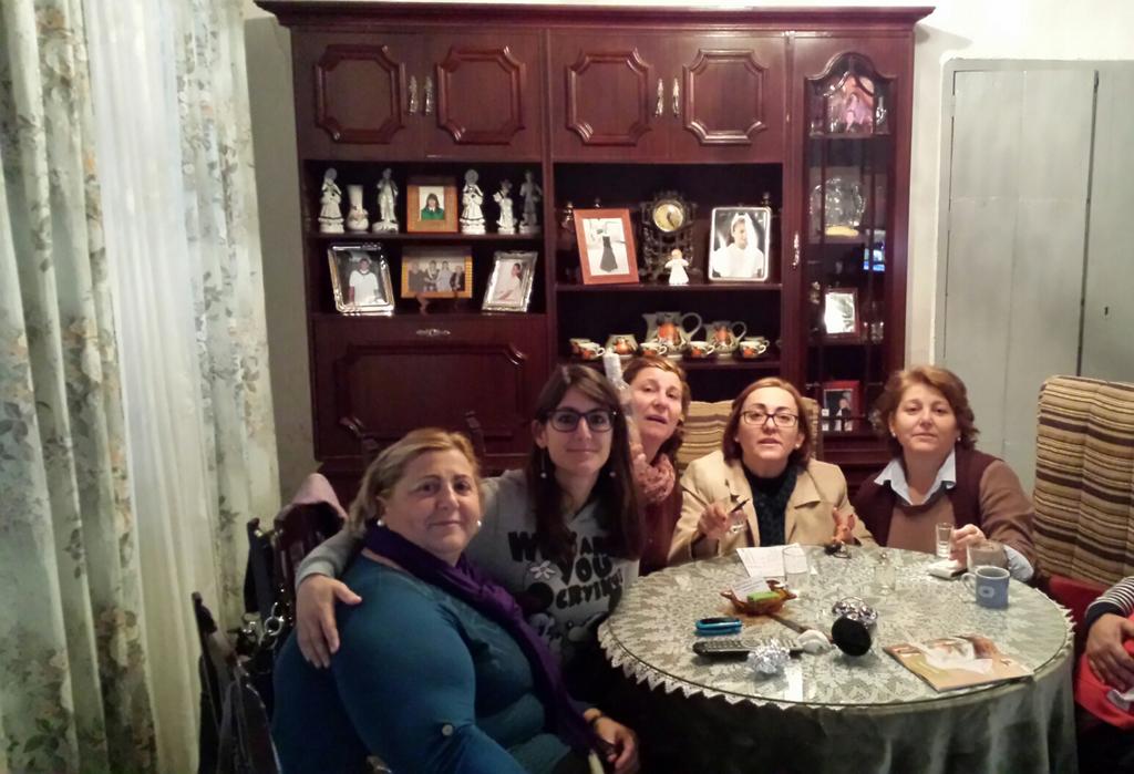 rociogavi1's tweet photo. Viendo la loteria y disfrutando cada bolita que sale jeje #LoteriaRTVE http://t.co/JPnBPnvHms