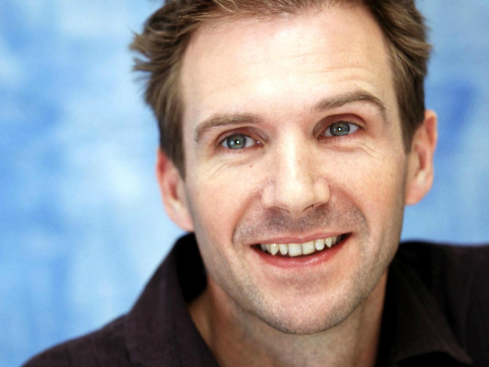 Happy birthday to Ralph Fiennes. You know, Voldemort with nose. 