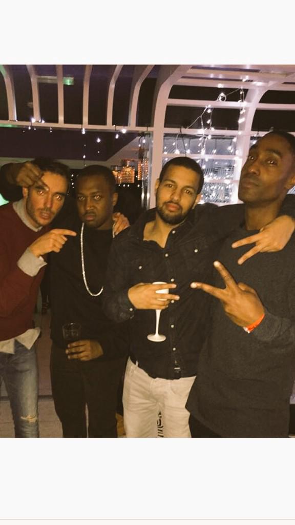 JackTweed_'s tweet photo. Last night was a myth #alldayer #TooOld4it http://t.co/DI8E5cUbAD