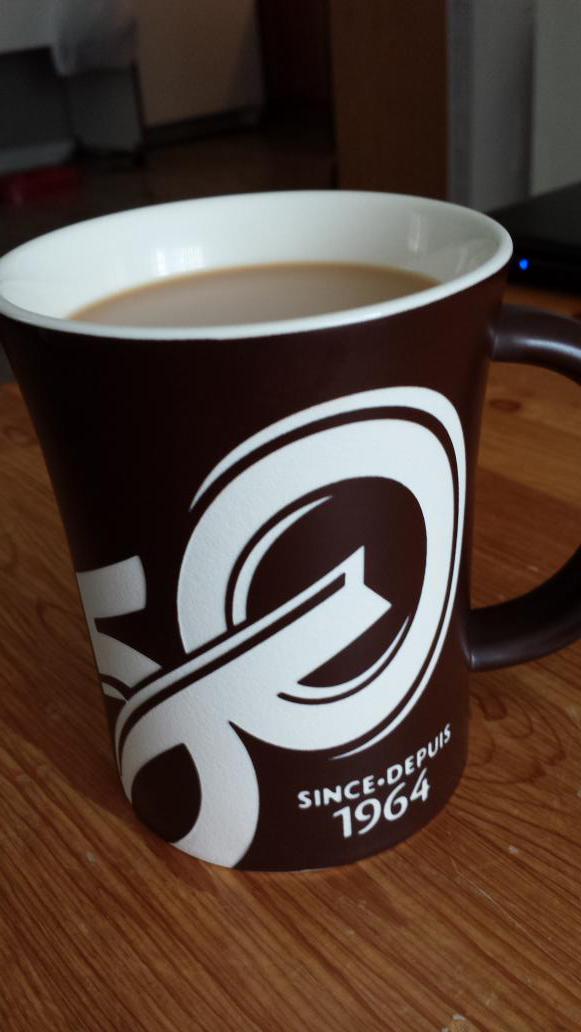 madgirlmoon's tweet image. It's a #GoodMoodMonday #holidays #noalarmclock #coffeelove #fullpotbaby