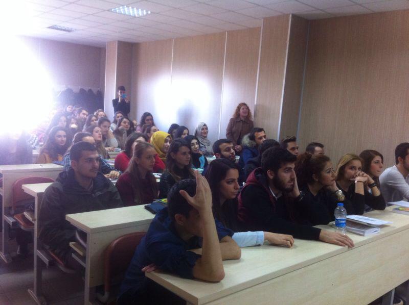 IstHCMpIatform's tweet photo. Bugün İstanbul Gelişim Üniversite'sindeydik... Yıldızlarımıza yıldız katmaya devam ediyoruz... http://t.co/XnrKBxVK3m