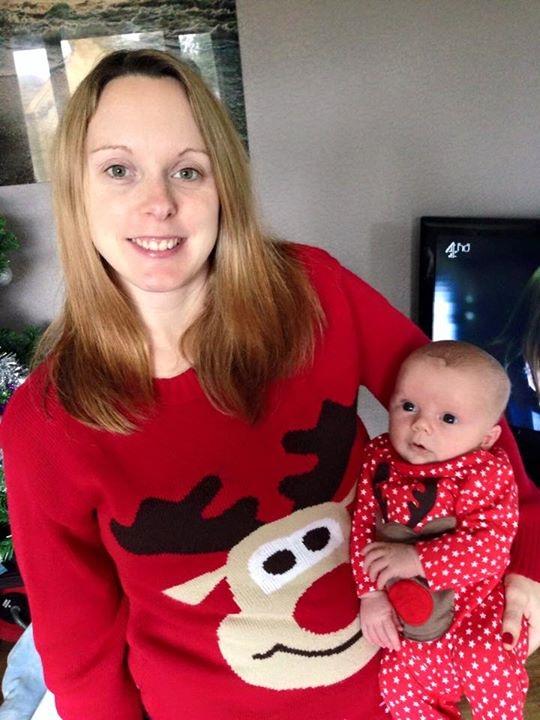 CatyBrock9's tweet photo. @sarahvparsons I dont have whatsapp promise more photos on here. Here is an xmassy one (and one where im not weepy 😊) http://t.co/9fmWhuoPJJ