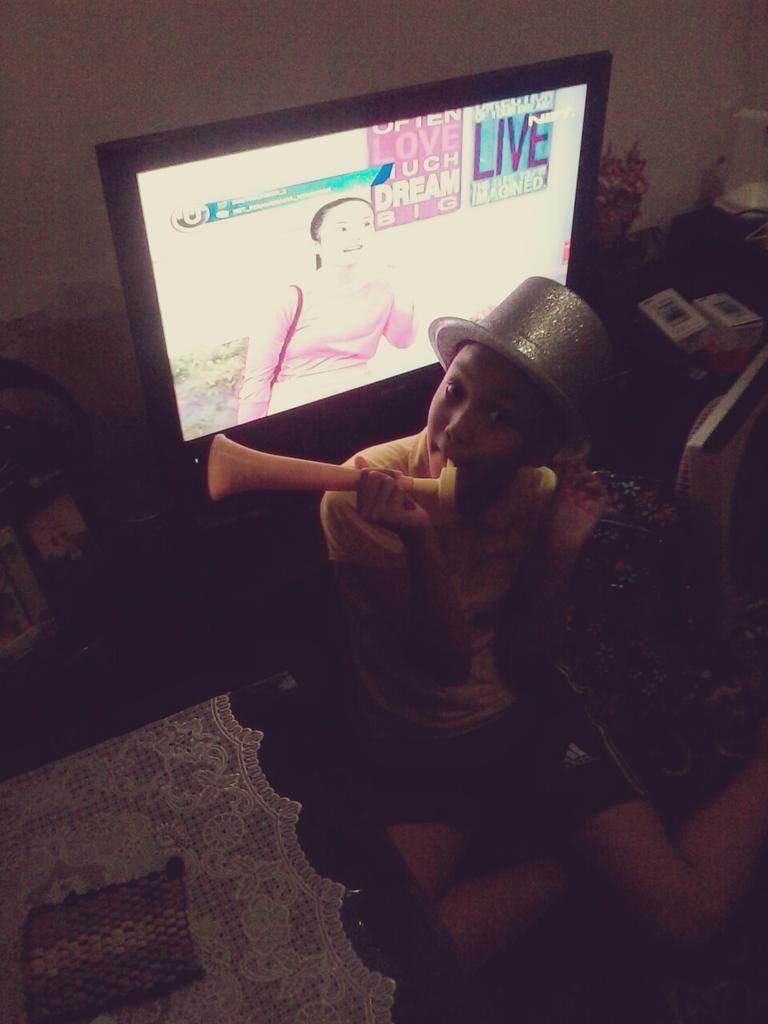dijaizza's tweet photo. Dkt lg thn br &amp; smg dpt hp S5 atau gk smg dpt rmh di Paramount land gading Serpong amiin
@netmediatama #netmiliuner_2 http://t.co/ui9lJU3IQi