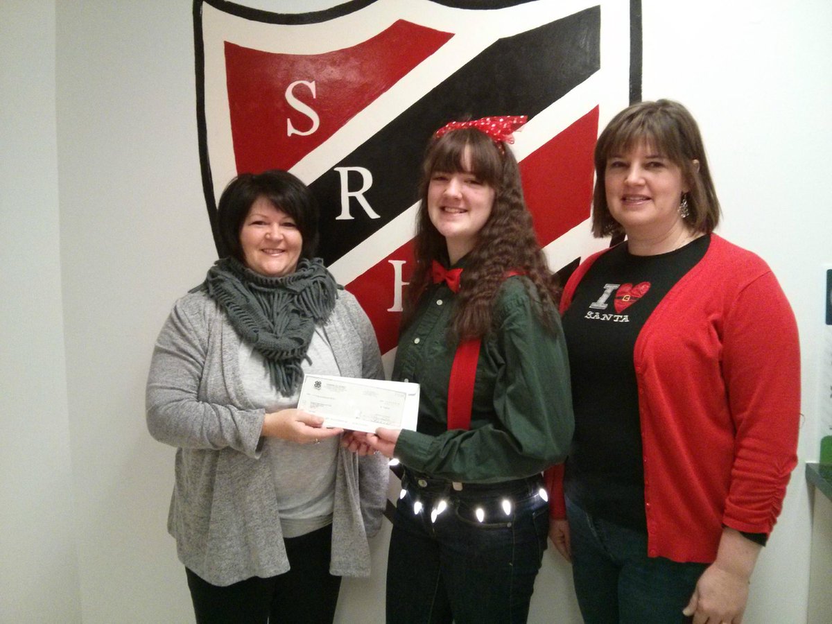 AnnetteDeveau's tweet photo. FCC presenting a cheque to the Bridging New Waters 4-H Club in Sussex NB...just in time for Christmas http://t.co/T68Ycz1S6D