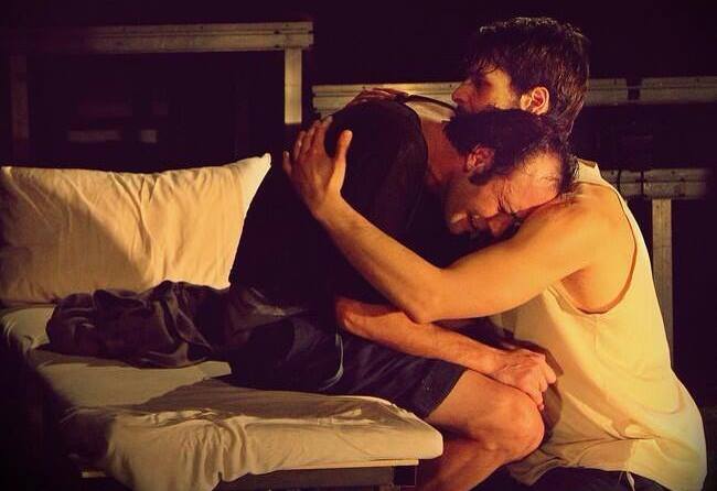 GoktayFan's tweet photo. #örümcek #kadının #öpücüğü #setinden http://t.co/j1qCuA8AaF