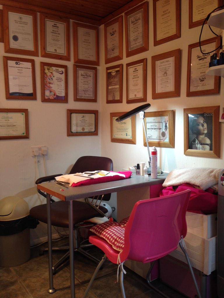 Well I'm quite organised for this time of year.. Normally iv trashed the place! 😏