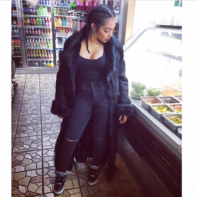 KingKel_'s tweet photo. “@GetLitSummer: Bodega. Who's funeral is it? http://t.co/UqRnLhrUnd”ok ok lul sum sum
