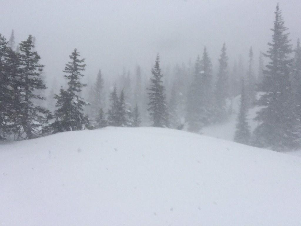 _DanielJSanchez's tweet photo. My last snowshoe @RockyNPS as a Coloradan! Thanks for everything @hickforco & @SecretaryJewell! #NativeCO #OffToAZ http://t.co/qmI1Vgo1dO