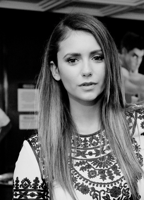 MaryGrantVamp's tweet photo. #RT for Nina Dobrev 
#Fav for Adelaide kane http://t.co/jLBfOnVwpX