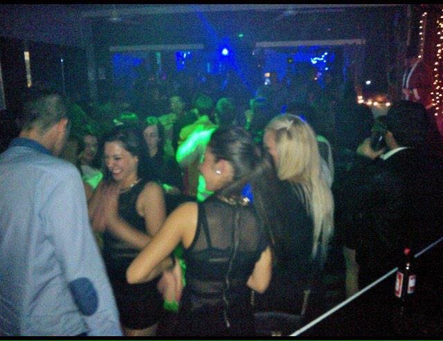 BerBarrio9's tweet photo. Vamoss q nos vamos!! Este sabado la volvemos a liar parda en Platinium Cafe 501!! Que no te lo cuentenn ;) http://t.co/kESyroBP7M