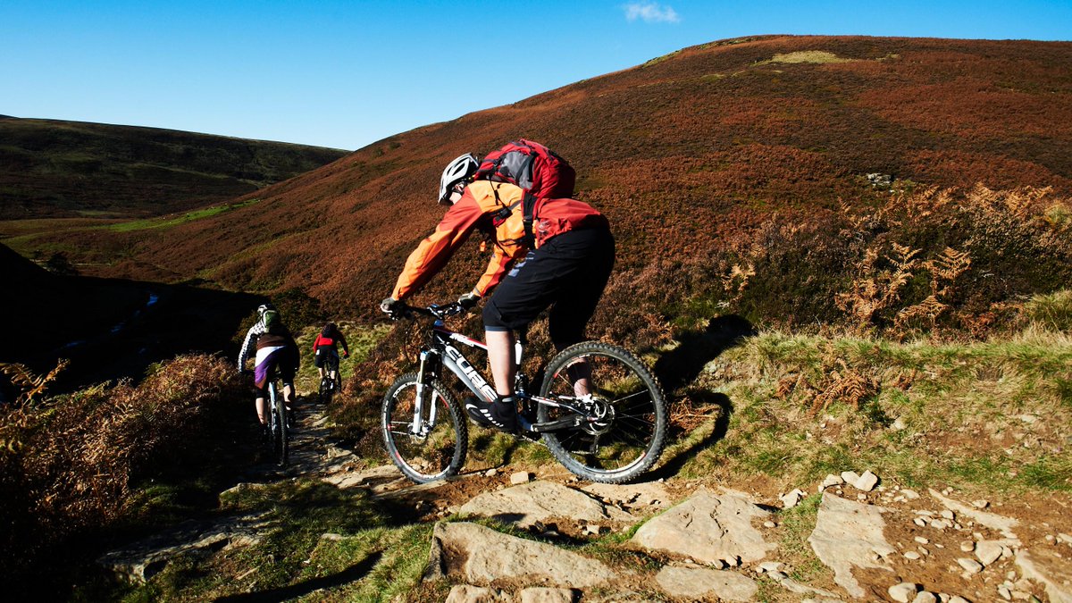 Introduce variety into your  training. Get off-road with some MTB or cyclo-cross #iz12days po.st/offroadcycling