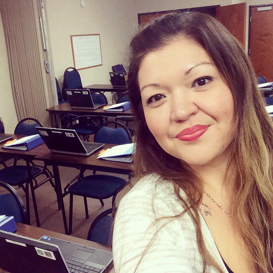 its_NeeLee's tweet photo. Administering my first exam at work 😬 eeeeeek, Beware Cheaters!! #teachermode #mondayfunday #Austin http://t.co/U4B7IO5wIu