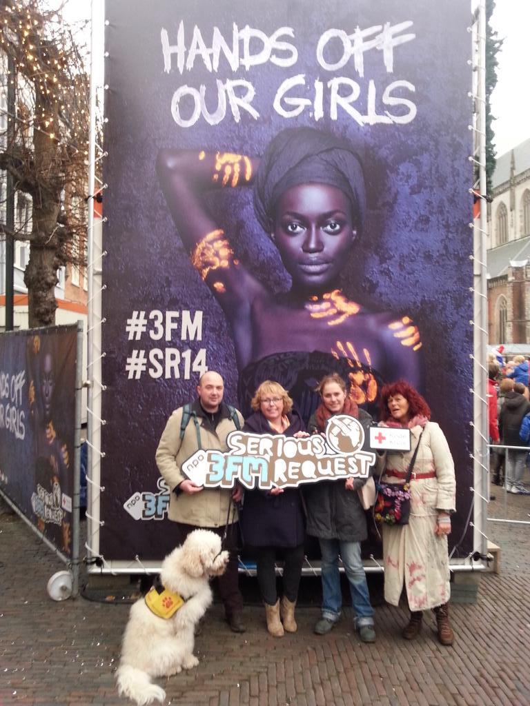 AnikevanderHam's tweet photo. We hebben gedoneerd van de soos en de huiskamer van #HaarlemEffect voor #SeriousRequest http://t.co/GJfC3DNTDv