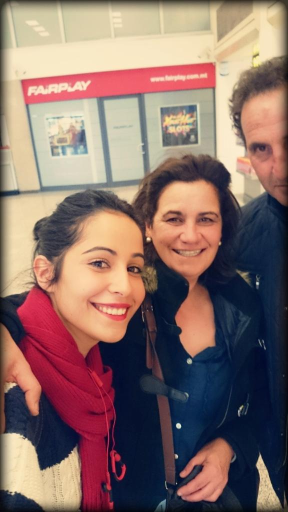 LorenaMeraBerro's tweet photo. Bienvenidos a Malta!! #ilusionada #familia 😍😘 http://t.co/aBnxecOYvq
