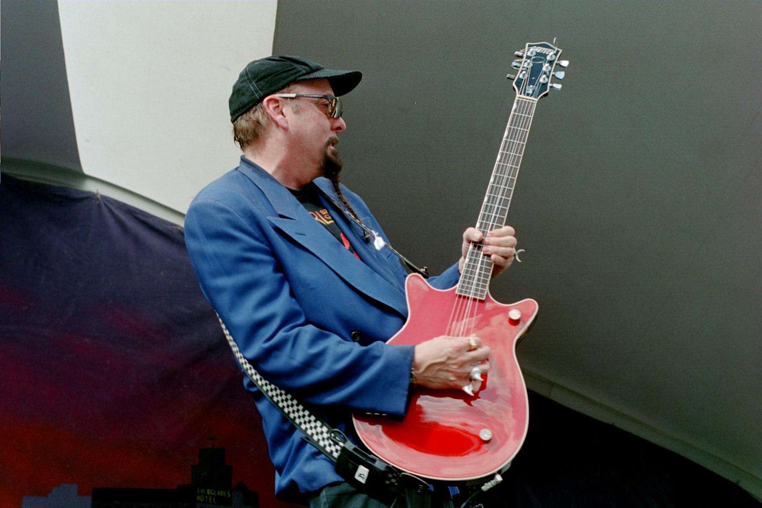 Happy Birthday Rick! Today is guitarist Rick Nielsen\s 66th bday! 