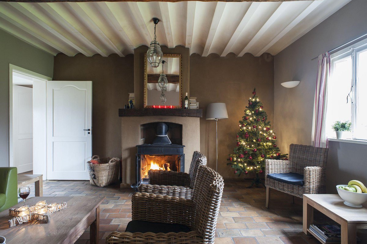 BeaujeanVac's tweet photo. Ondertussen in vakantiewoning 't Veld 1 in Epen #kerst #kerstsfeer #gezelligheid http://t.co/2pHqX1S06F