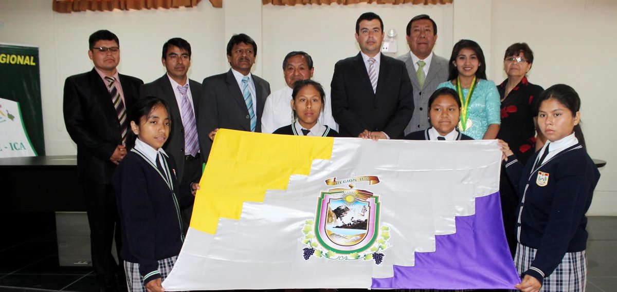 GoreIca's tweet photo. Se presentaron los Símbolos Regionales: Himno, Bandera y Escudo http://t.co/eeLOSo66Xj http://t.co/nR1hsCMGYm
