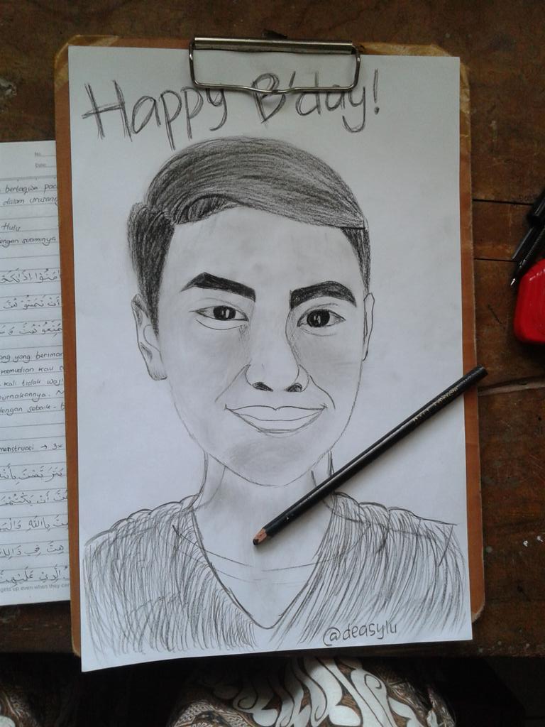 deasylu's tweet photo. Selamat ulang tahun @Rafkbar http://t.co/zipffYTBdQ
