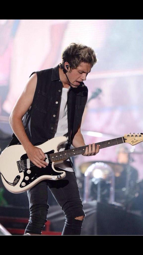 DanOneDirecton's tweet image. #WeAreAllNiall