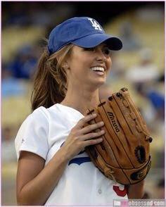 Girls In Hats on X: Another beautiful Dodger fan I must be rooting for  the wrong city #girlsinhats #girlsinhats2015 #LA #dodgers   / X