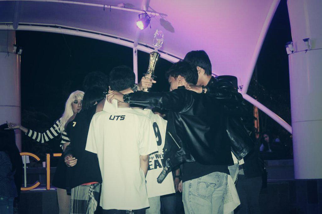 <a href="/officialusent/">Ultimate Star Ent</a> <a href="/UTStarsDance/">Ultimate Team Stars </a>  #UltimateShowcase2014 is The Last Stage . Thanks For 1year Support . Love Lutsion <3