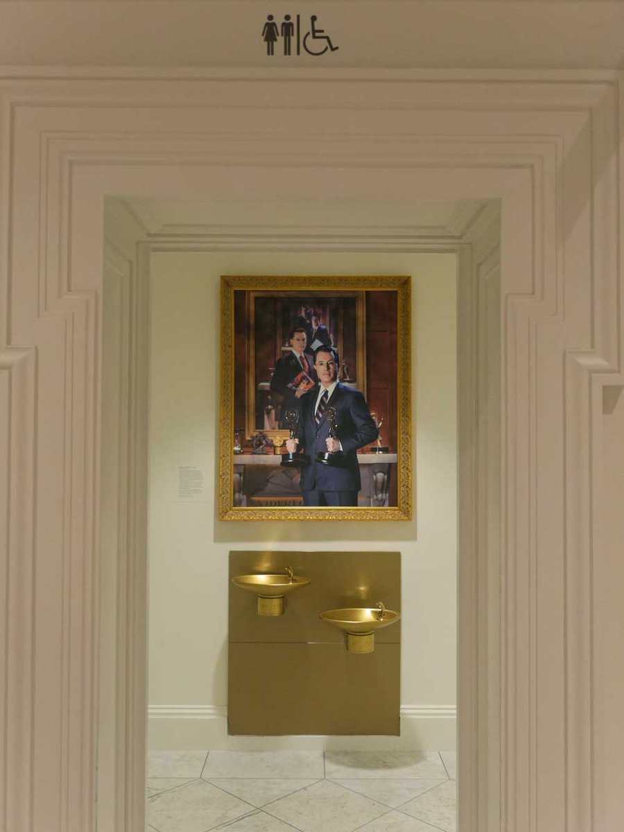 smithsoniannpg's tweet image. Nation, there&apos;s a new portrait in town -- see Stephen Colbert’s portrait, outside our 2nd fl bathrooms #ColbertReport