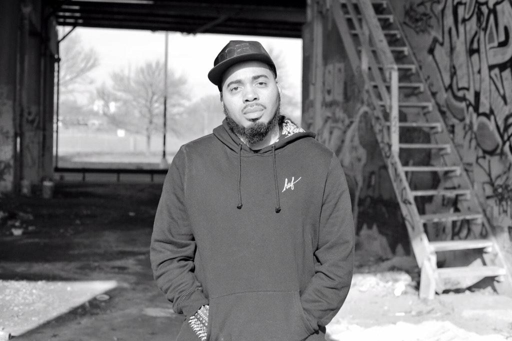 TraxxTrigga's tweet photo. Killed the cypher yesterday... #DNMCHLJR dropping soon.... http://t.co/GQCmJO5w2P