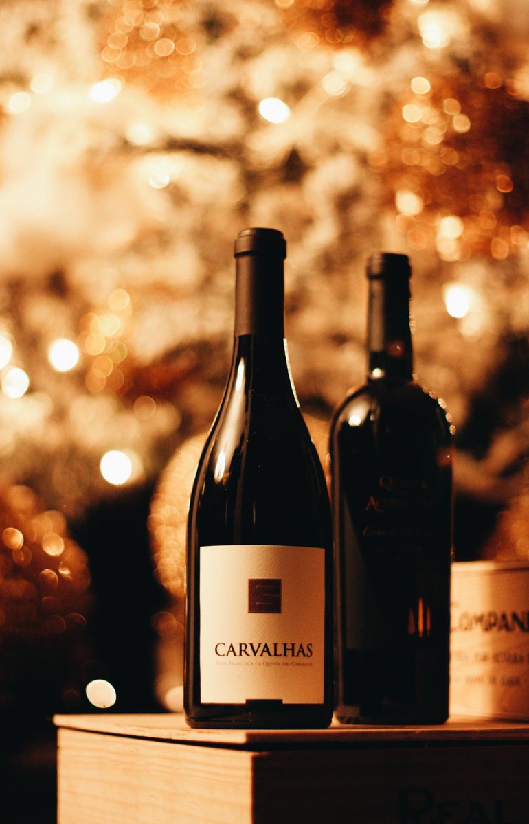 RealCompVelha's tweet photo. "Esperando um Natal brilhante na Real Companhia Velha…" http://t.co/qG7aNSMCpM