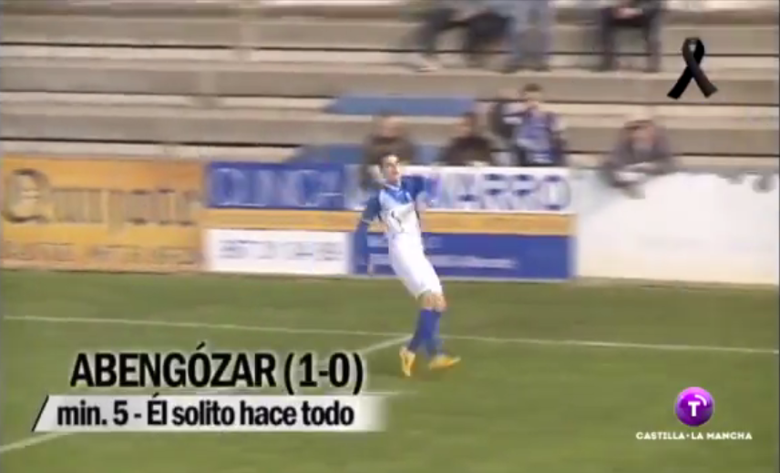 DeportesCMM's tweet photo. RT si crees que el gol de @abengozar27 para el @UDAlmansa es el mejor de la jornada: http://t.co/4Sn2AEi6bg http://t.co/jXraQnla7S