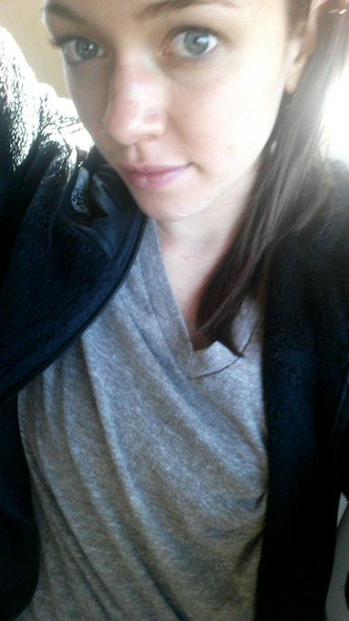 Brunette BB 😊 http://t.co/OGvjEjIBpT<a href="/tag/tbt"class="tags"><span>#tbt</span></a><a href="/tag/throwbackthursday"class="tags"><span>#throwbackthursday</span></a><a href="/tag/slimthickthursday"class="tags"><span>#slimthickthursday</span></a>