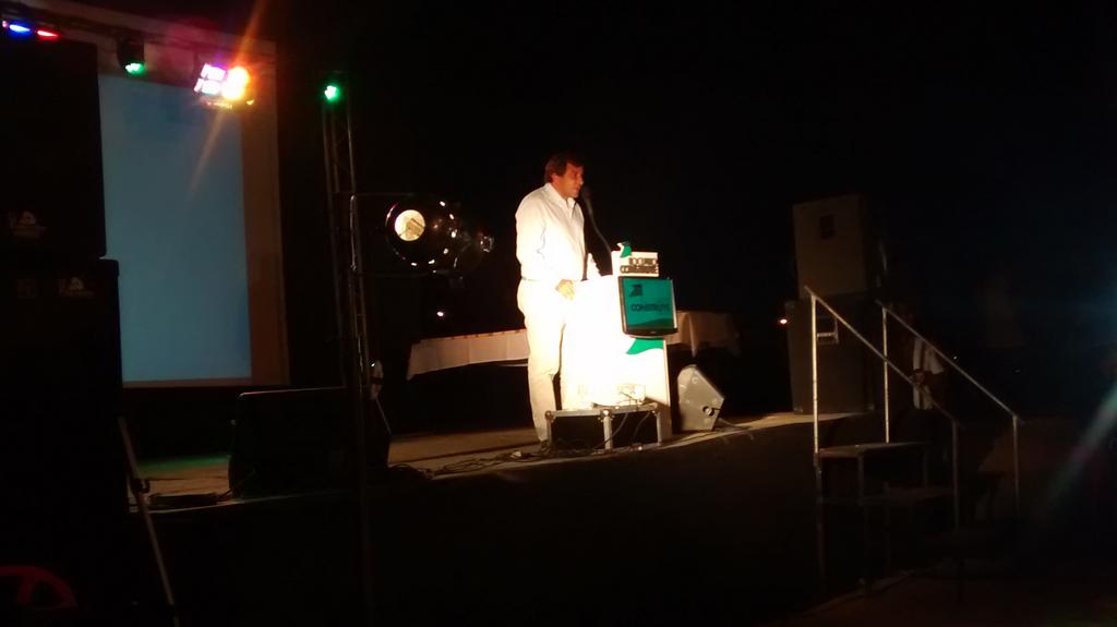 El Intendente Juan Jure inaugura las Viviendas Sociales en barrio Alberdi.