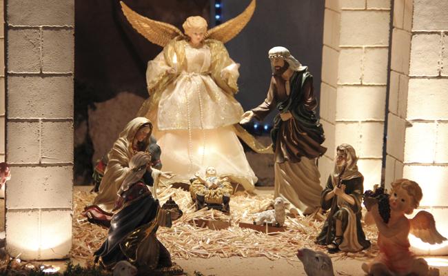 MonsFranciscoMB's tweet photo. Cristo Jesús viene a nosotros como la Vida que da pleno sentido a nuestra existencia #Navidad http://t.co/UvwlfDInBv