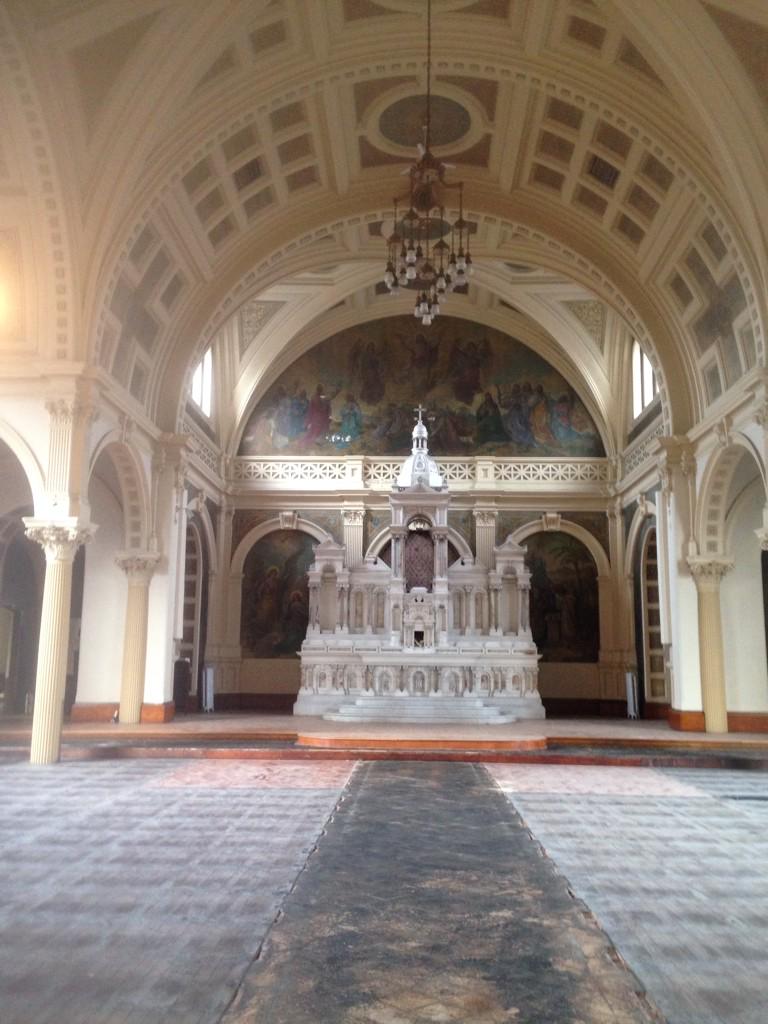 CTownCarnival's tweet photo. A special #Christmas treat Got to walk inside #SaintCatherine's one last time! #Charlestown #Boston #Catholic http://t.co/DDcCrVmkWc