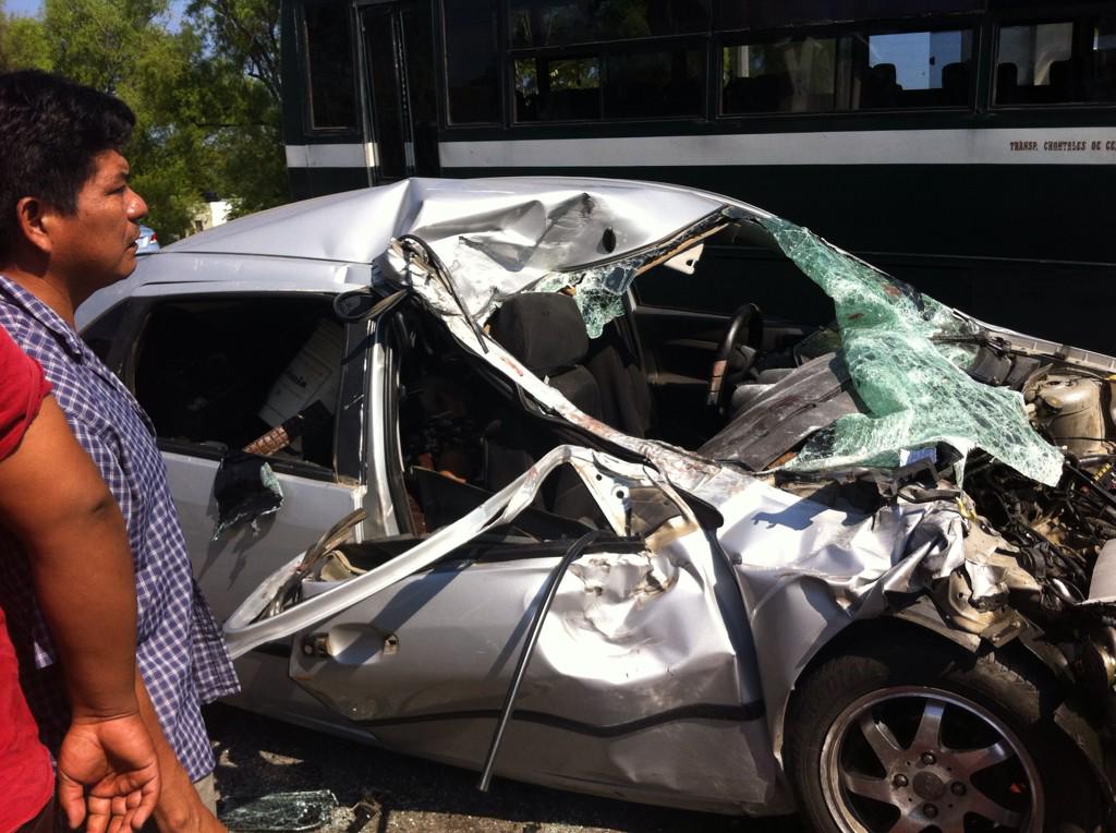 natt135's tweet photo. @TabascoHOY   Lamentable suceso carretera vhs-frontera.  Hay que manejar con mayor responsabilidad por sus familias http://t.co/gV8IKVOPO3