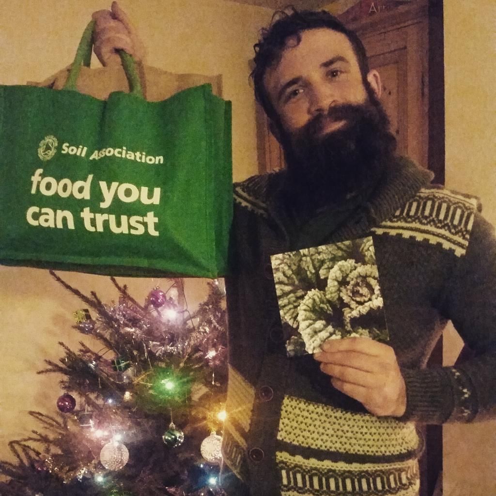 Feeling the love from <a href="/SoilAssociation/">Soil Association</a> <a href="/Green_Traders/">Glasto Green Traders</a> ! Thanks for me present, see you next year @GlastoFest x