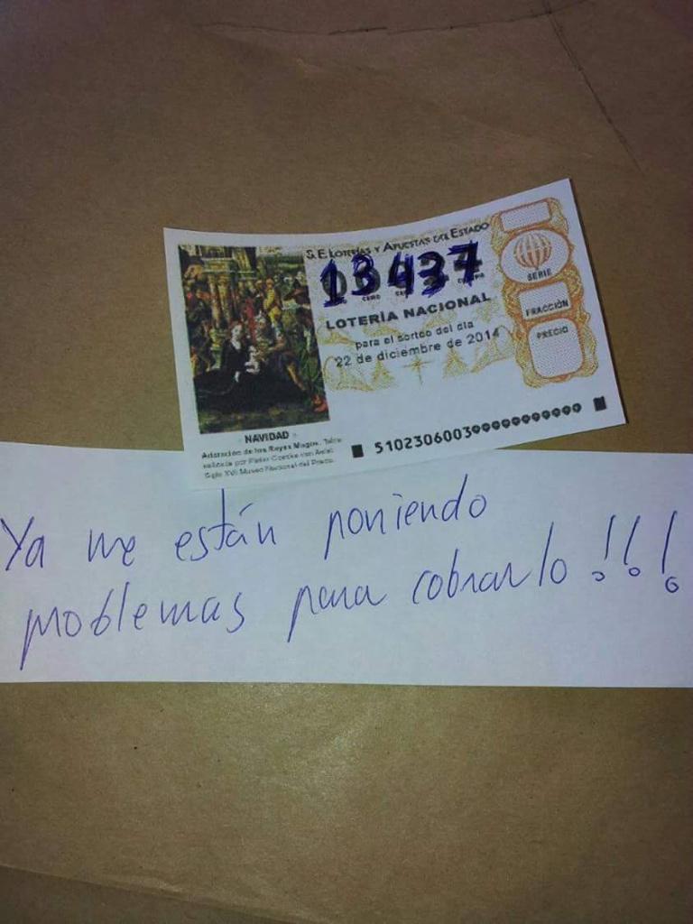 elentrometido's tweet photo. Problemas para cobrar la #LoteriadeNavidad http://t.co/OaT37NTAhh