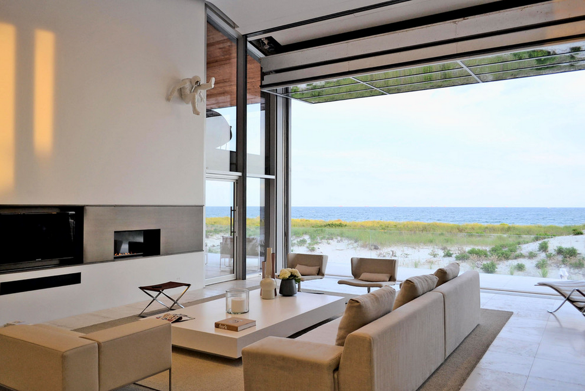 coriandesign's tweet photo. A Glacier White Corian® coffee table brings an understated yet modern accent to this Long Island Beach house. http://t.co/IERicWV8pc