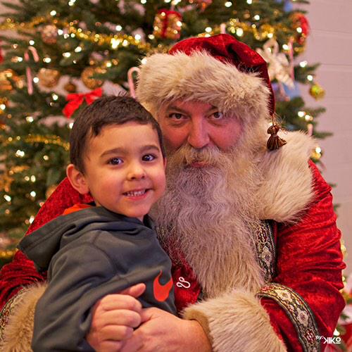 whereyourorange's tweet photo. Have you been naughty or nice?
Santa was at the game and is keeping a close eye on who is being nice. http://t.co/4JcYhTImQL