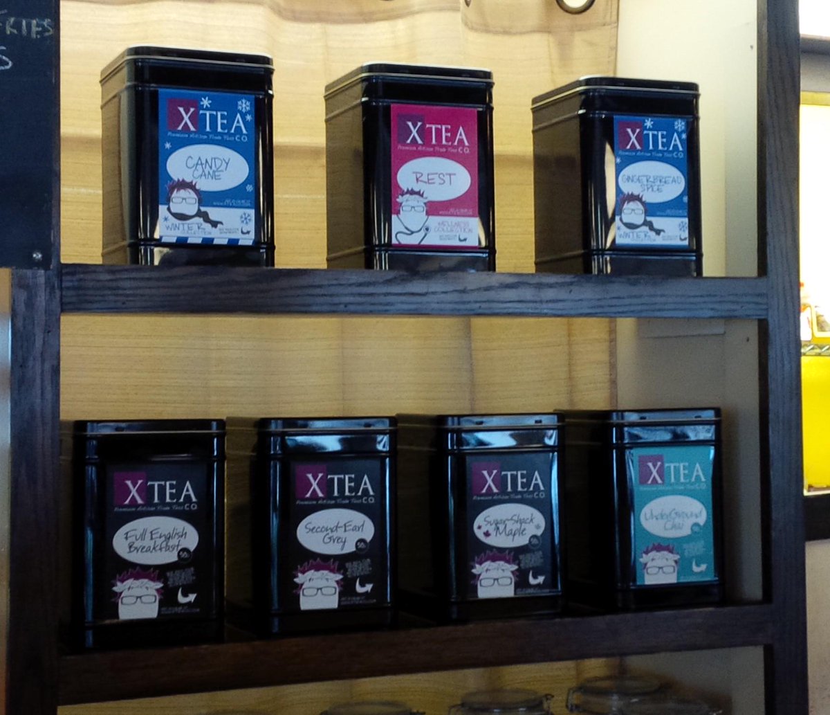 ZeniaHorton's tweet photo. Just came back from delivering #XTEACO to @KavaBeanCommons @DTKitchener! #enjoyyourfavcup http://t.co/tfFBuB13S4