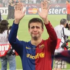 TerritorioRM's tweet photo. Grande Piqué recordando las Champions del Real Madrid http://t.co/I18vLgJcTr